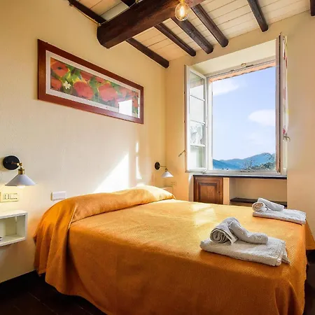 Stunning In With Kitchen アパート