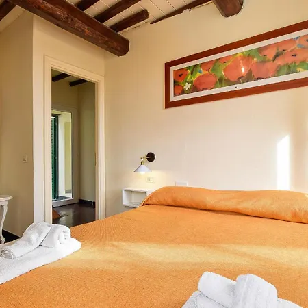 Stunning In With Kitchen