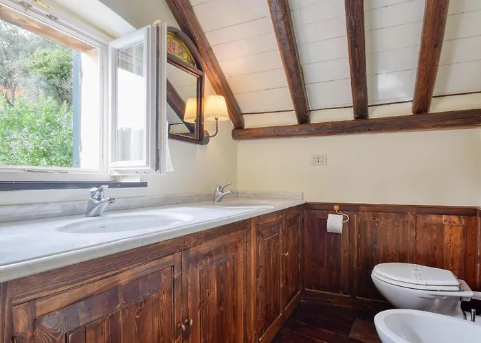 Stunning In With Kitchen * Recco