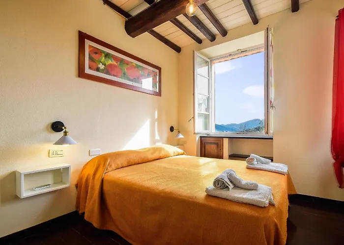 Stunning In With Kitchen شقة