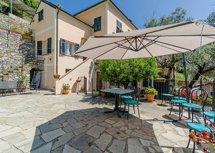 Apartamento Stunning In With Kitchen